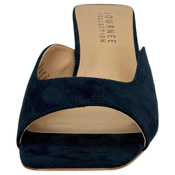 Journee Collection Larna Navy Microfiber Womens Low Top Heels Size 9.5M - Picture 6 of 10